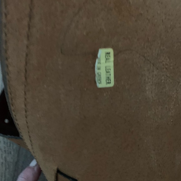 Vintage Leather Messenger Bag with Handle and Strap - Picture 7 of 12